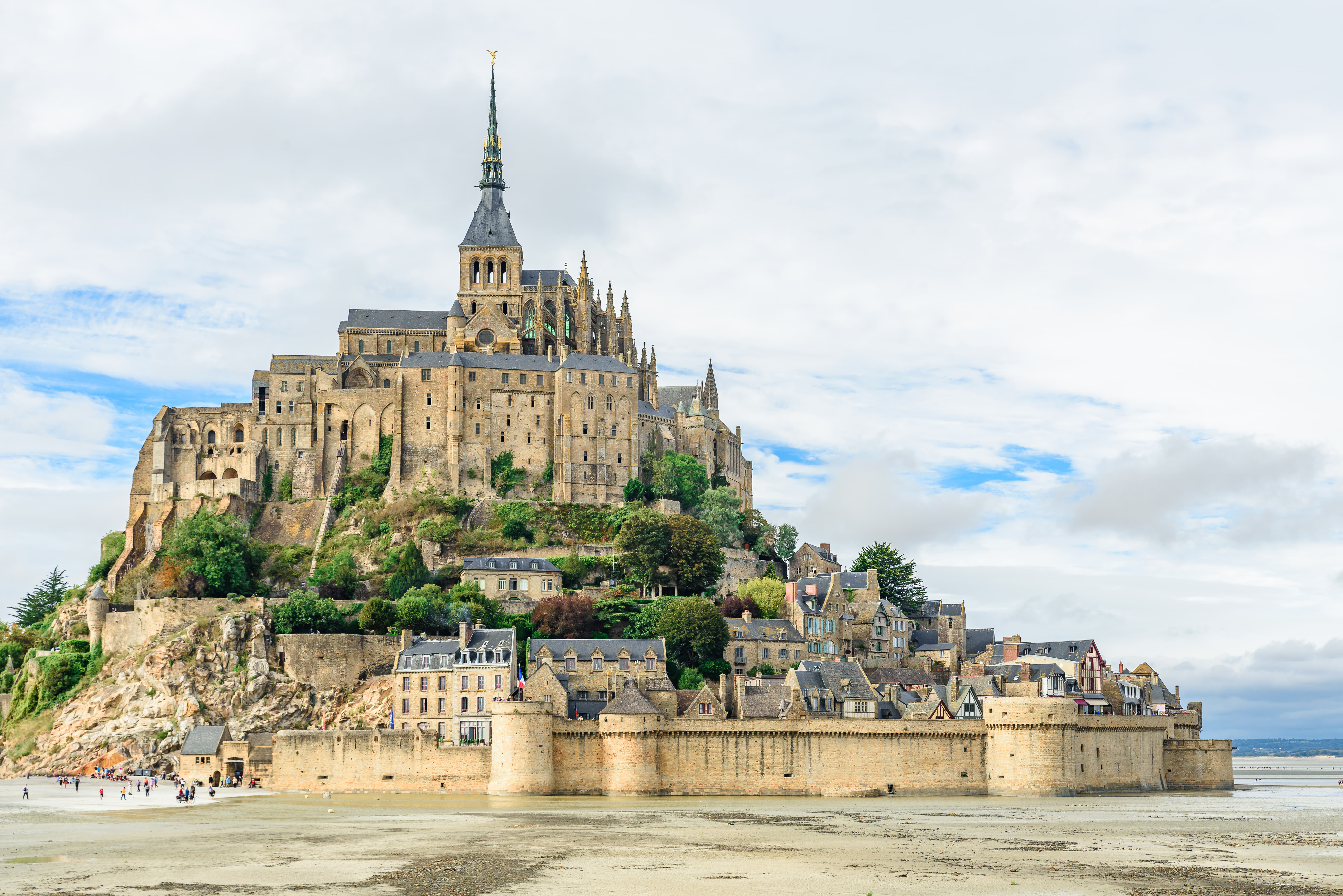 Mont Saint Michel, France: How To Reach, Best Time & Tips